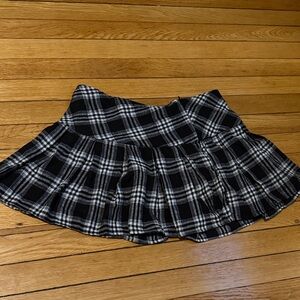 Black and White Plaid Flared Skirt